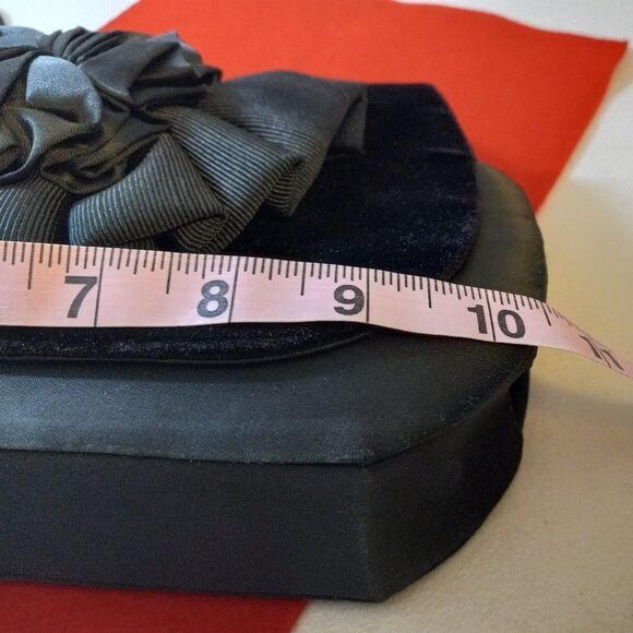 Vintage La Regale Clutch - Picture 7 of 8